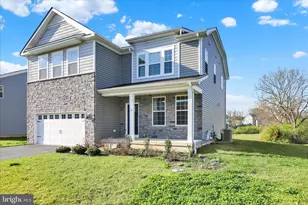 114 Teaberry Ct, Reading, PA 19608 - Photo 3