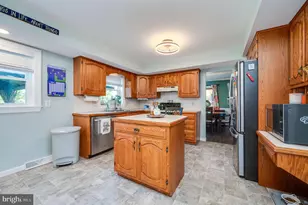 212 Crystal Cir, Birdsboro, PA 19508 - Photo 15