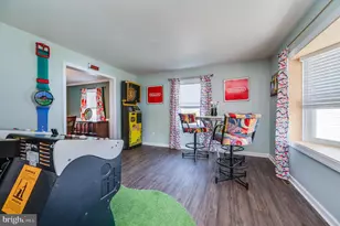 212 Crystal Cir, Birdsboro, PA 19508 - Photo 11