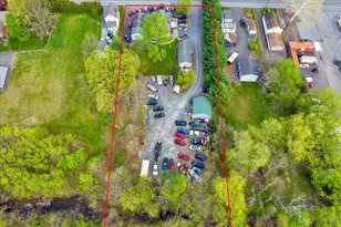 1538 E Ben Franklin Hwy, Douglassville, PA 19518 - Photo 1