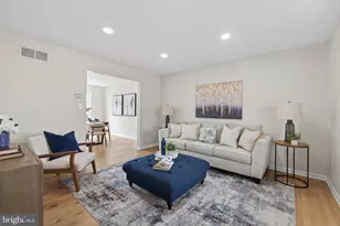 209 N Sandy Ln, Reading, PA 19608 - Photo 3