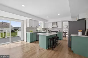 209 N Sandy Ln, Reading, PA 19608 - Photo 7