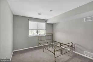 49 Holly Dr, Reading, PA 19606 - Photo 15