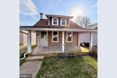 118 Midland Avenue, Reading, PA 19606 - Photo 1