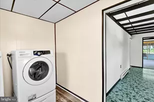 666 Gerhart Ln, Reading, PA 19606 - Photo 7