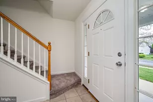 4985 Thornbury Cir, Douglassville, PA 19518 - Photo 9