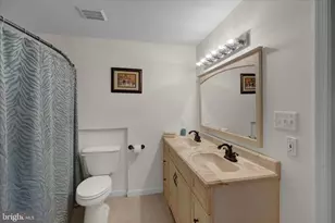 208 N Sandy Ln, Reading, PA 19608 - Photo 41