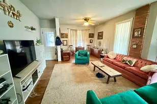 402 W 1st St, Birdsboro, PA 19508 - Photo 5