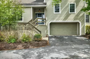 1928 Meadow Ln, Wyomissing, PA 19610 - Photo 5