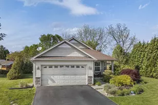 136 Nantucket Dr, Reading, PA 19605 - Photo 3