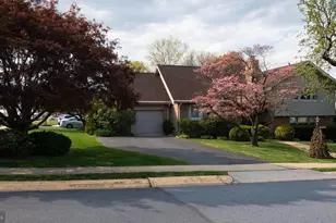 517 Berks Pl, Reading, PA 19609 - Photo 3