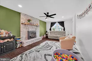 740 Wisteria Ave, Reading, PA 19606 - Photo 9