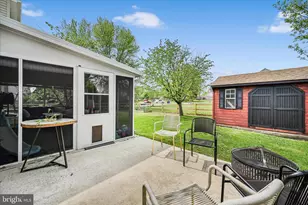 740 Wisteria Ave, Reading, PA 19606 - Photo 31
