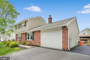 740 Wisteria Ave, Reading, PA 19606 - Photo 3