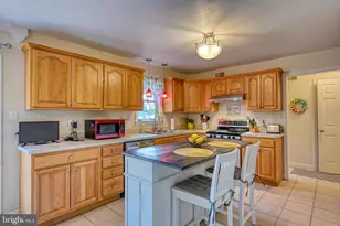 119 Norman St, Reading, PA 19609 - Photo 9