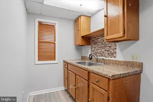 401 E Lancaster Ave, Shillington, PA 19607 - Photo 33