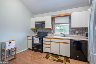121 Heather Ln, Wyomissing, PA 19610 - Photo 7