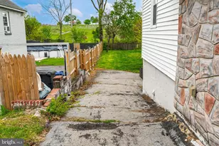 3146 Montrose Ave, Reading, PA 19605 - Photo 39