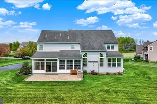 404 Southfield Dr, Oley, PA 19547 - Photo 5