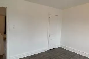 933 N 12th St, Reading, PA 19604 - Photo 5