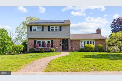 12 Magnolia Court, Douglassville, PA 19518 - Photo 3