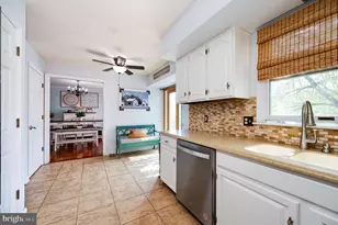 352 Saddlebrook Dr, Wernersville, PA 19565 - Photo 17