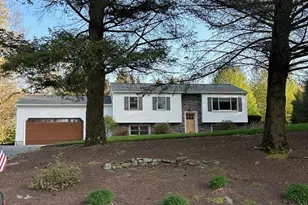 18 Deer Path Rd, Robesonia, PA 19551 - Photo 1