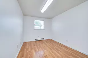 4 S Buttonwood St, Fleetwood, PA 19522 - Photo 17