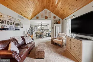 33 Cubbler Ct, Bechtelsville, PA 19505 - Photo 3