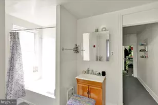 407 S 7th St, Reading, PA 19602 - Photo 25