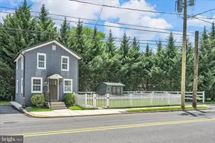560 Columbia Ave, Reading, PA 19608 - Photo 3