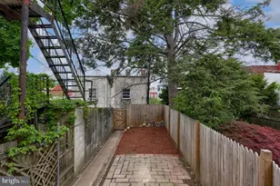 42 N 11th St, Reading, PA 19601 - Photo 39