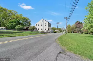 122 Skyline Dr, Reading, PA 19606 - Photo 5