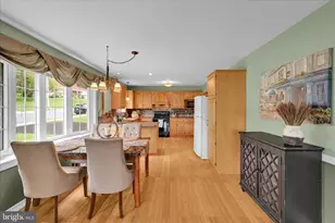 217 Seidel St, Reading, PA 19606 - Photo 7