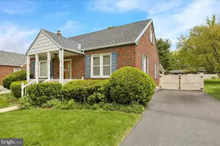 27 Woodland Rd, Reading, PA 19610 - Photo 3
