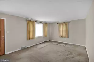 27 Woodland Rd, Reading, PA 19610 - Photo 5