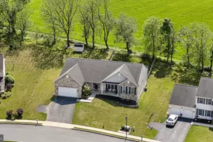 54 Walnut Dr W, Bernville, PA 19506 - Photo 5