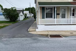 104 N Maple St, Kutztown, PA 19530 - Photo 1