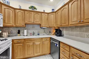 202 Columbia Ave, Reading, PA 19605 - Photo 11