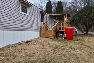 33 Squaw Cir, Barto, PA 19504 - Photo 9