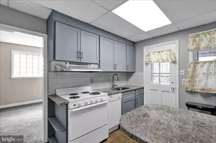 1143 Gregg Ave, Reading, PA 19607 - Photo 9