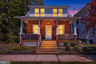 2023 Spring St, Reading, PA 19609 - Photo 7