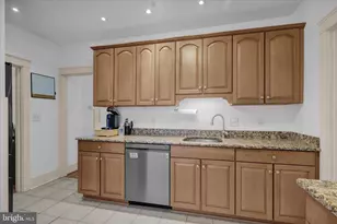 2023 Spring St, Reading, PA 19609 - Photo 13