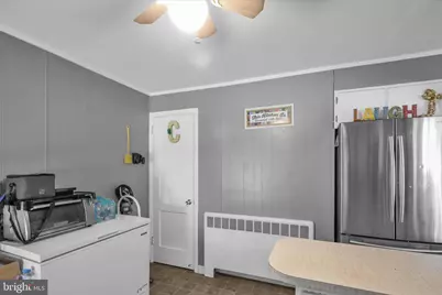 3217 Noble Street, Reading, PA 19605 - Photo 5