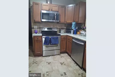 1227 N 11th Street, Reading, PA 19604 - Photo 7