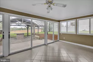 2126 Mayo Dr, Reading, PA 19601 - Photo 33
