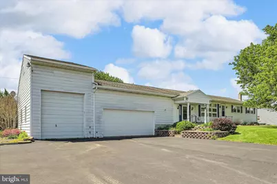 1390 Pottsville Pike, Shoemakersville, PA 19555 - Photo 1