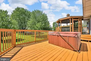 1390 Pottsville Pike, Shoemakersville, PA 19555 - Photo 27