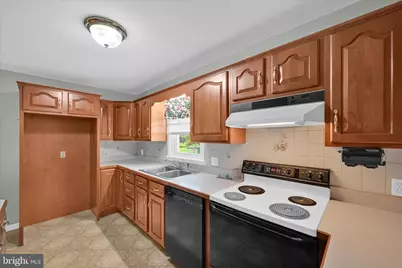 1390 Pottsville Pike, Shoemakersville, PA 19555 - Photo 15