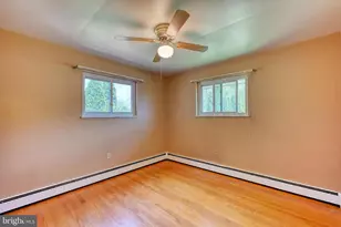 341 Hazel St, Reading, PA 19611 - Photo 13